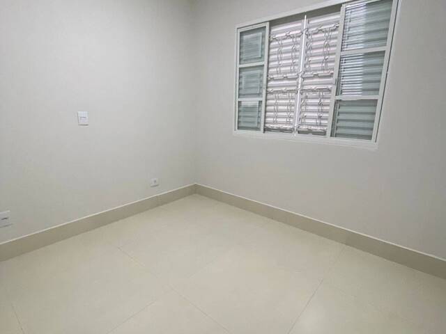 Casa para Venda em Marília - 3